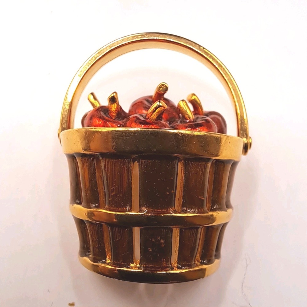 Vintage Gold tone 3D Apple Fruits in a Basket  1 1/2" Brooch/Pin Fall Autumn